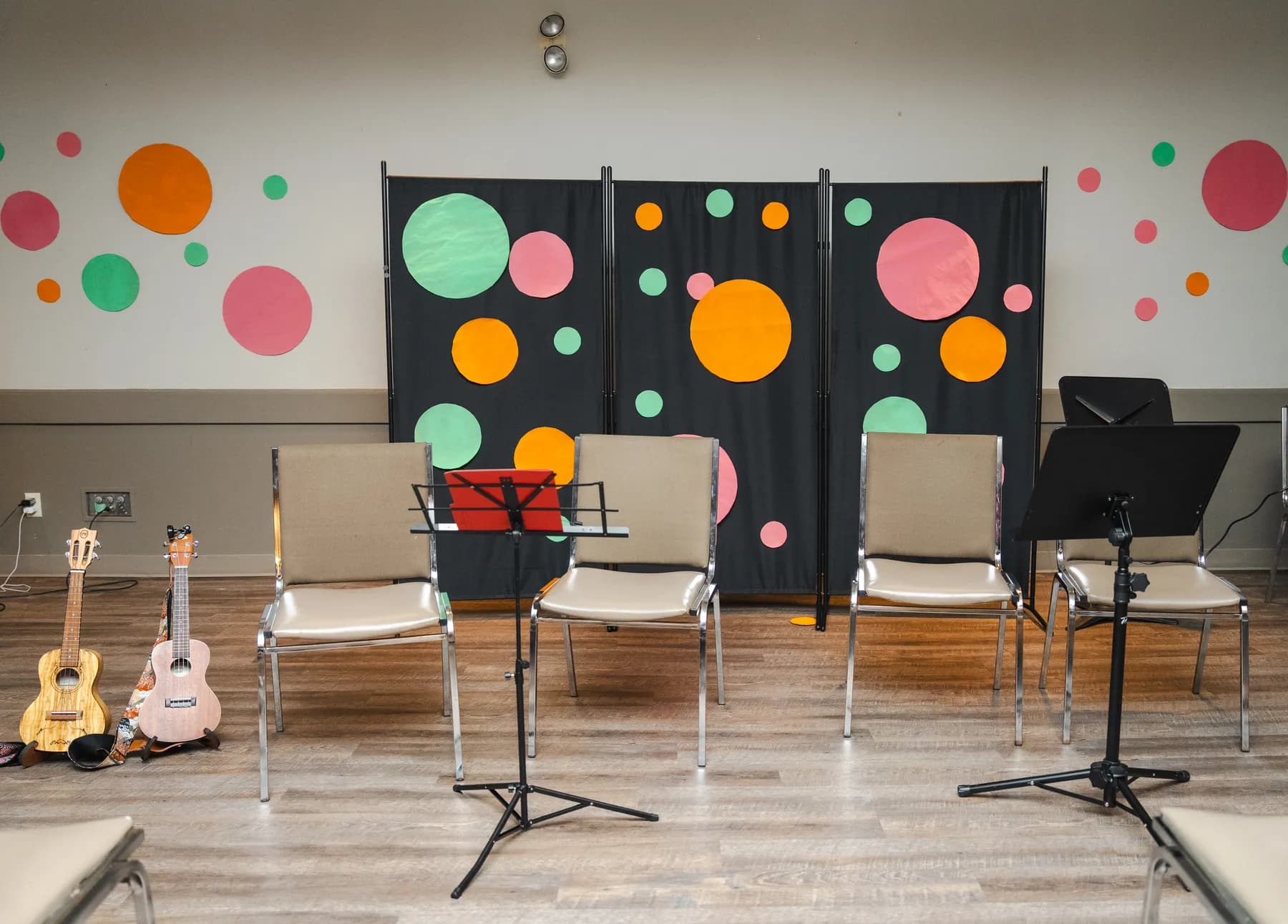Music stands and decorations in the event room at Alison’s birthday celebration.