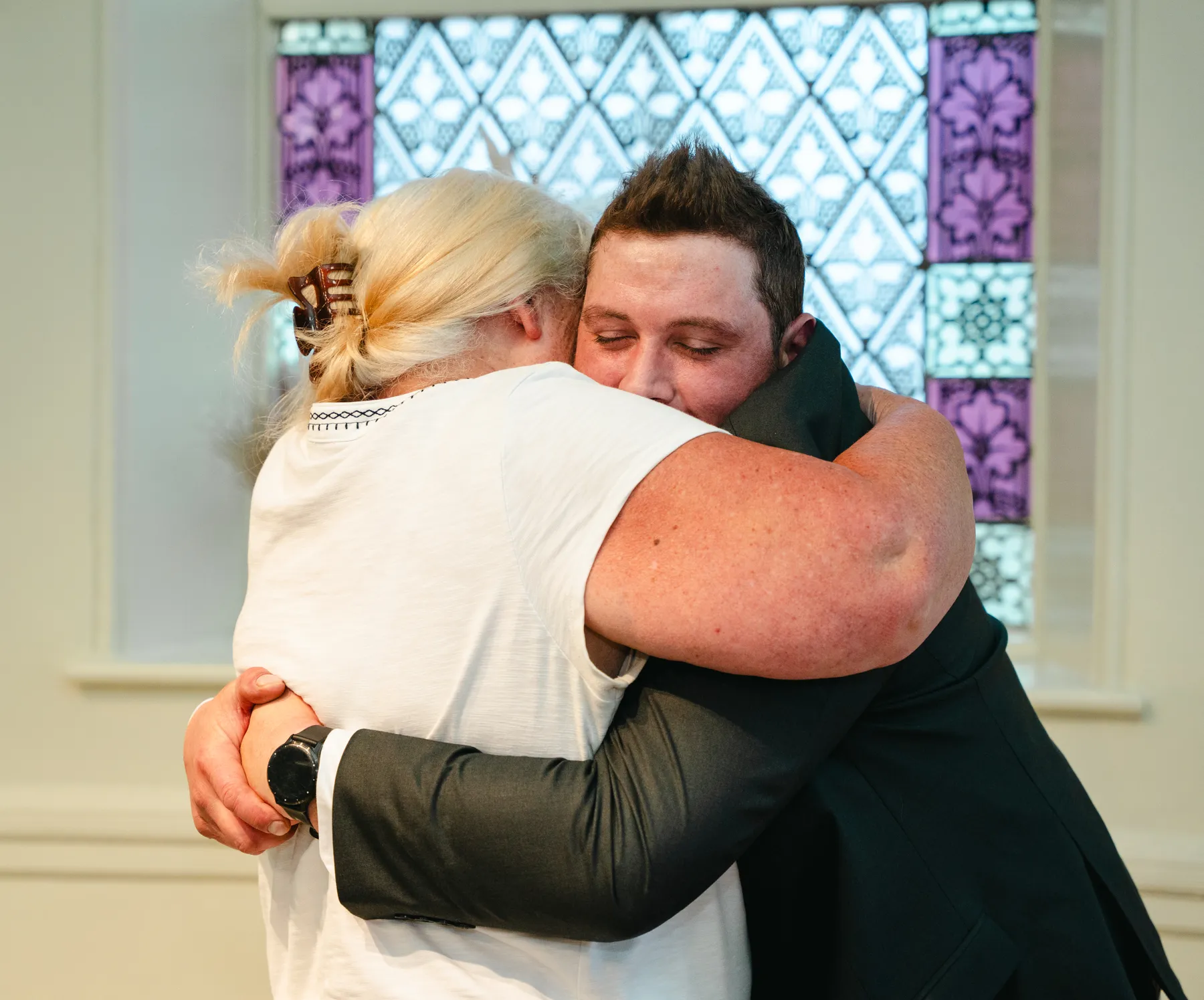 Guests sharing moments together at the reception at Kody and Jaz’s wedding.
